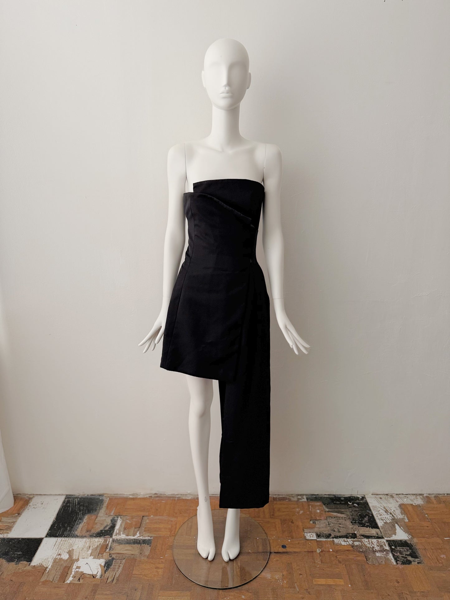Yves Saint Laurent Rive Gauche by Tom Ford, Spring-Summer 2001