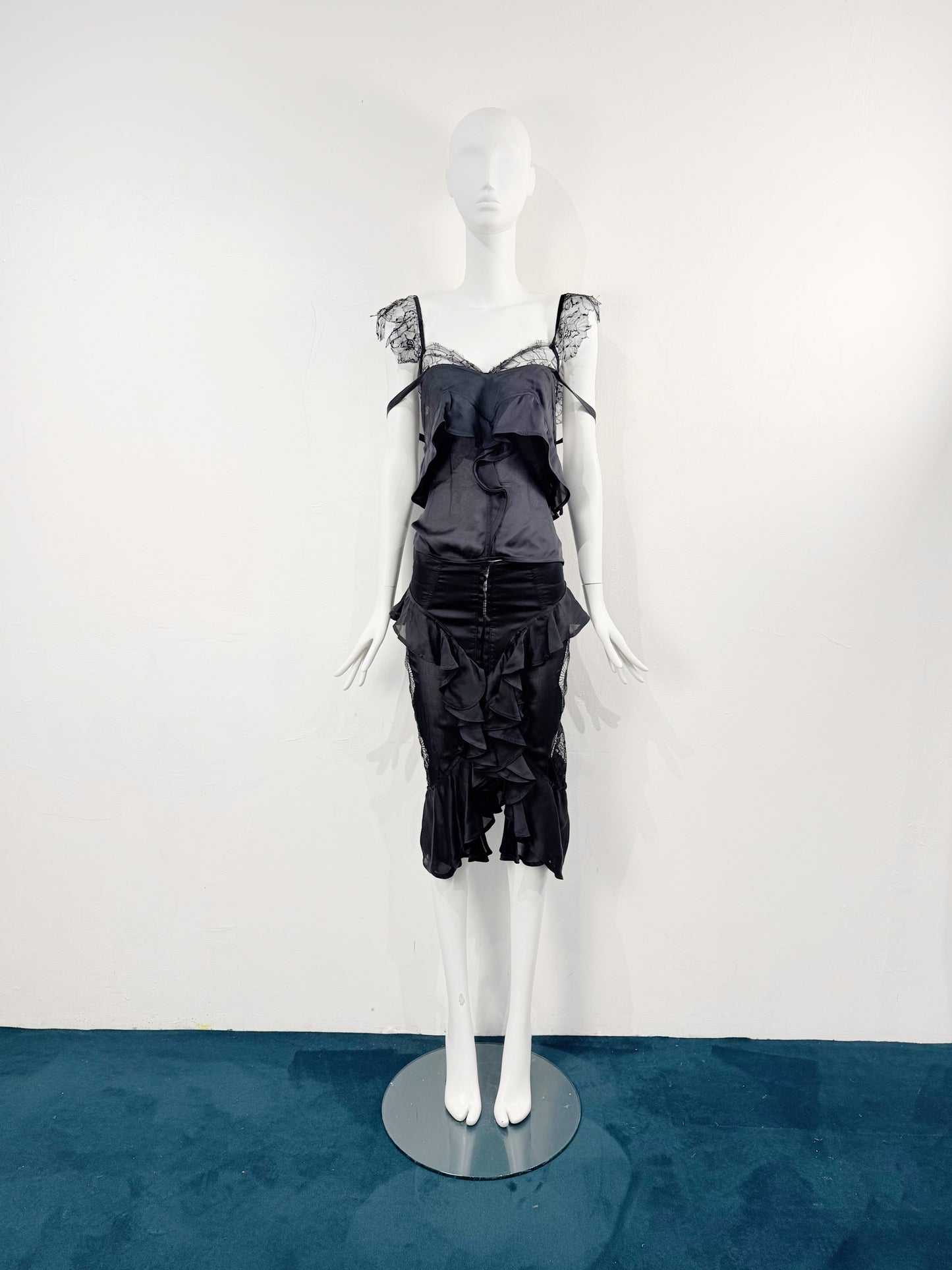 Yves Saint Laurent fw 2003 set