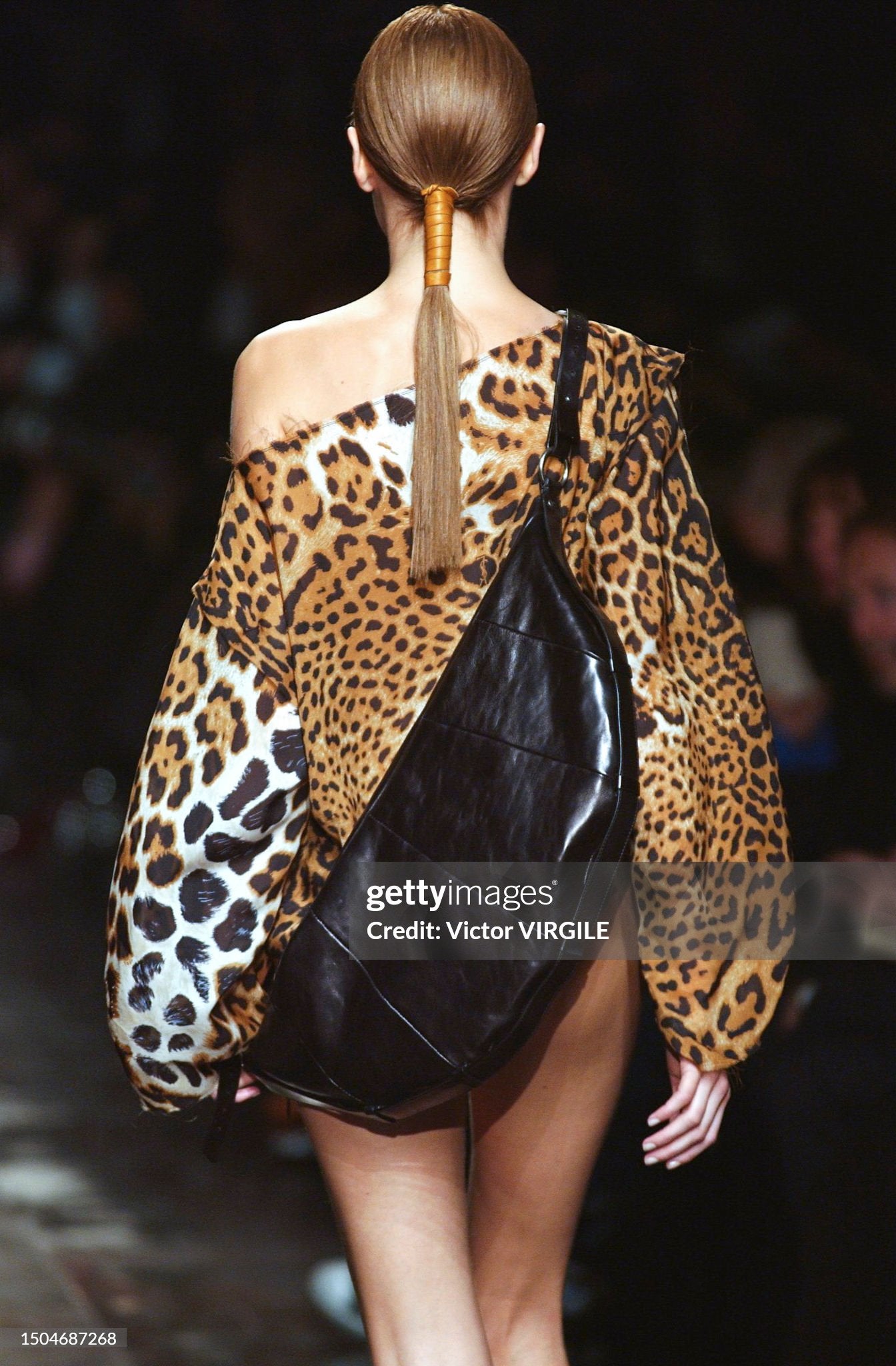 Yves Saint Laurent SS 2002