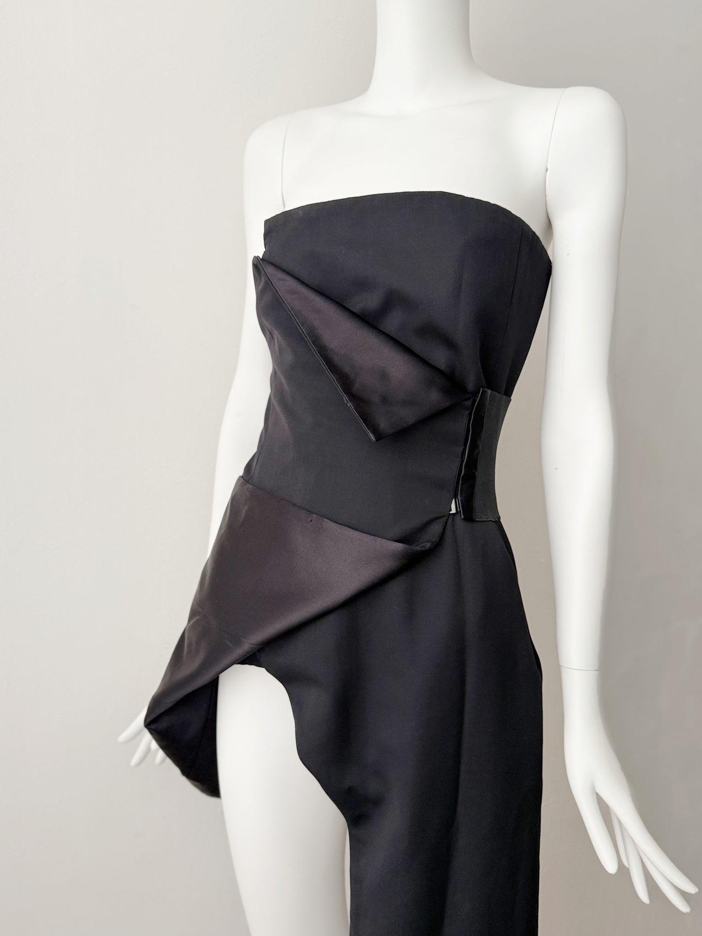 Yves Saint Laurent Rive Gauche by Tom Ford, Spring-Summer 2001