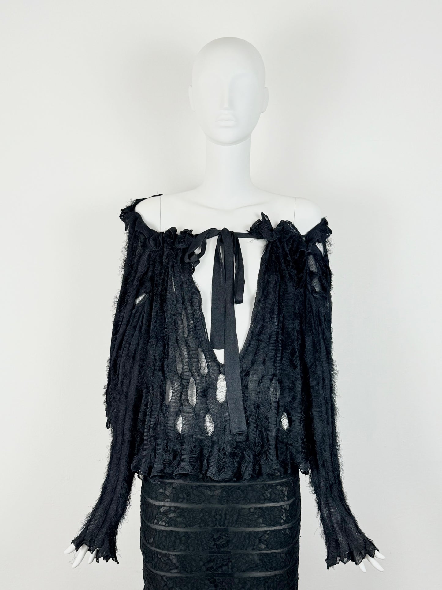 Yves Saint Laurent by Tom Ford FW2002 runway ensemble